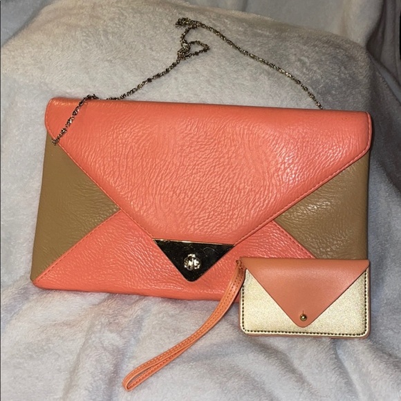 Envelope Cross Body/ Clutch w/ Card Holder - Picture 1 of 9